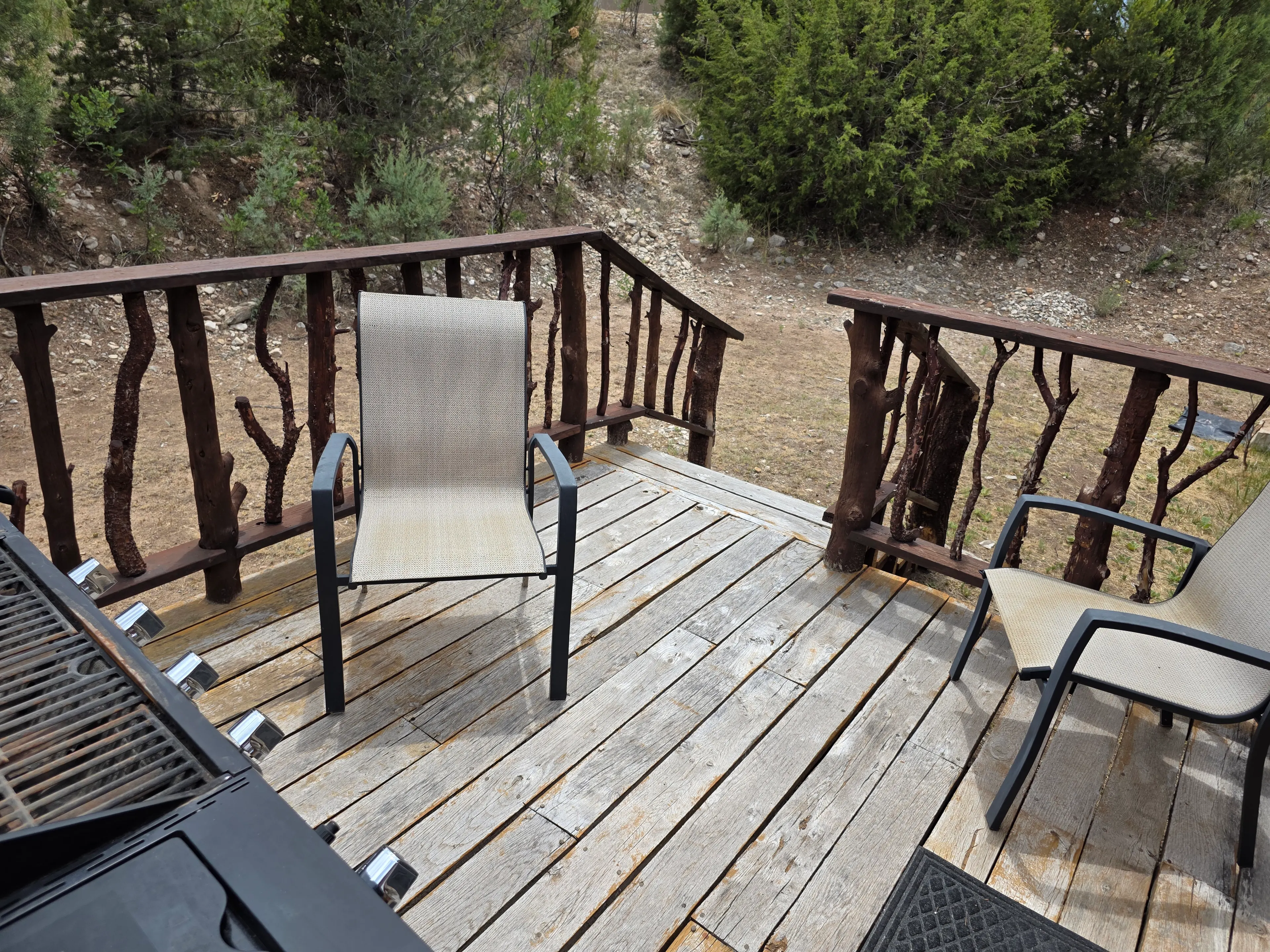 deck corner with sling chairs