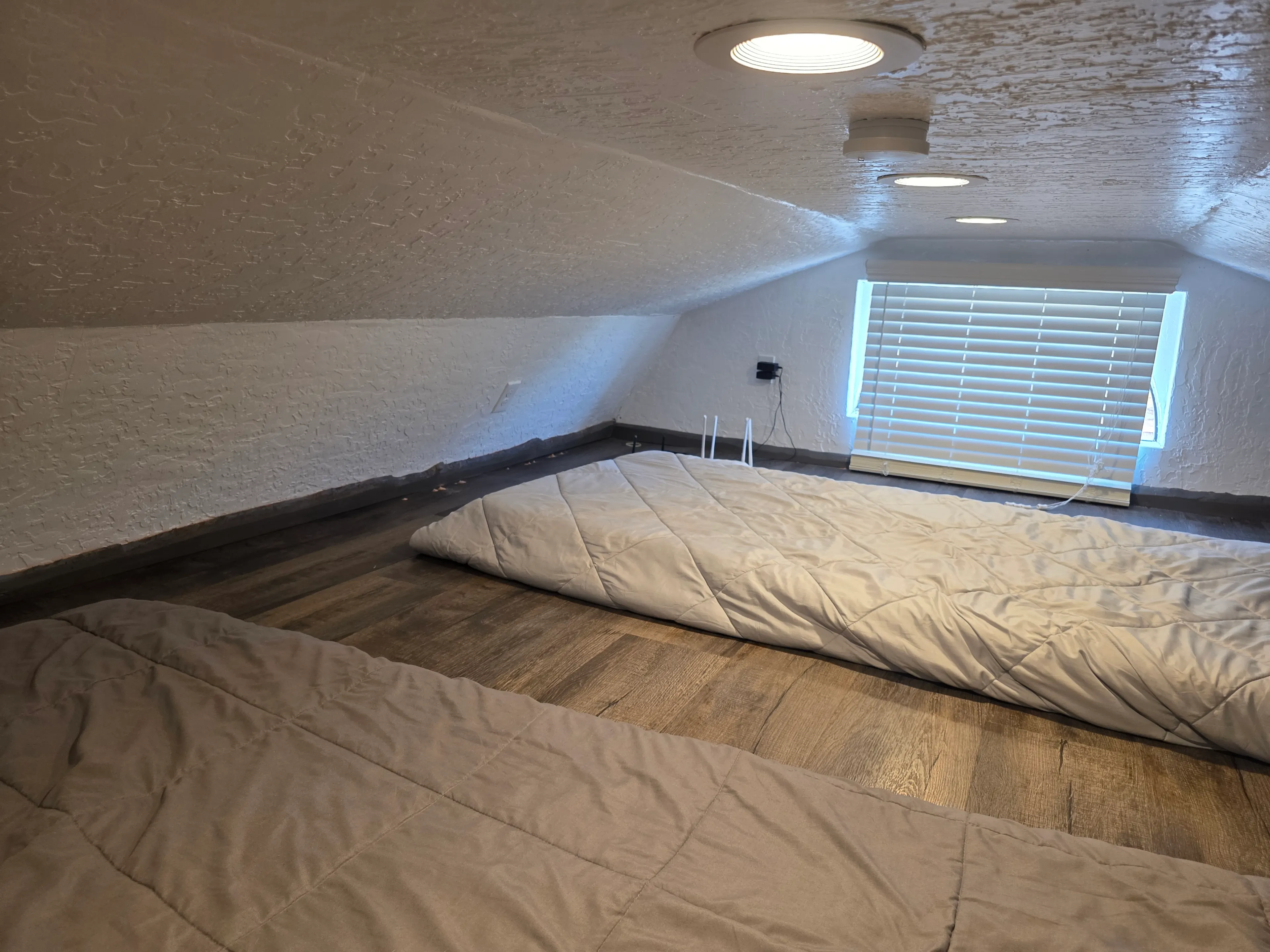 loft mattresses and dormer window