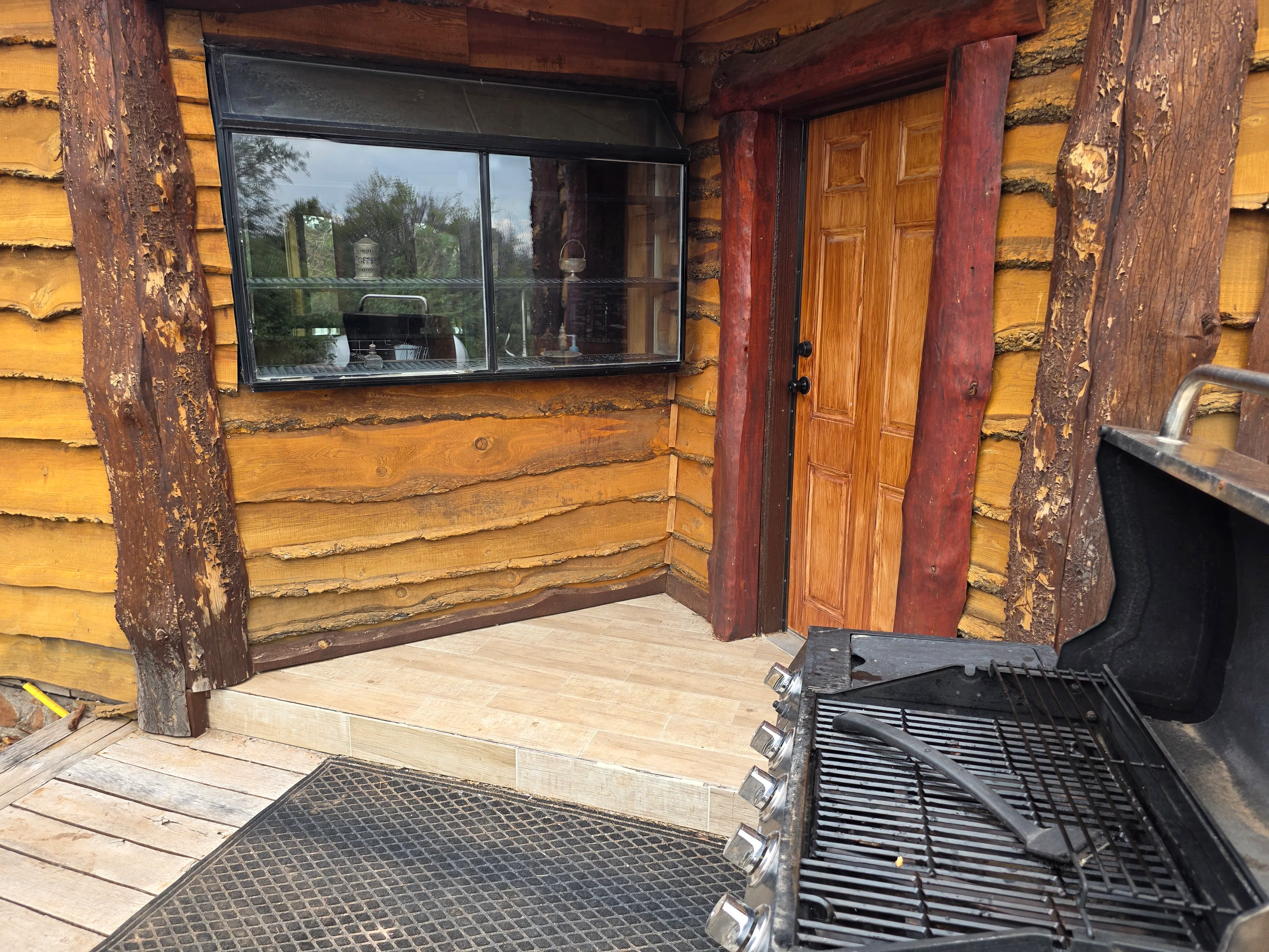 deck corner, grill, serving window