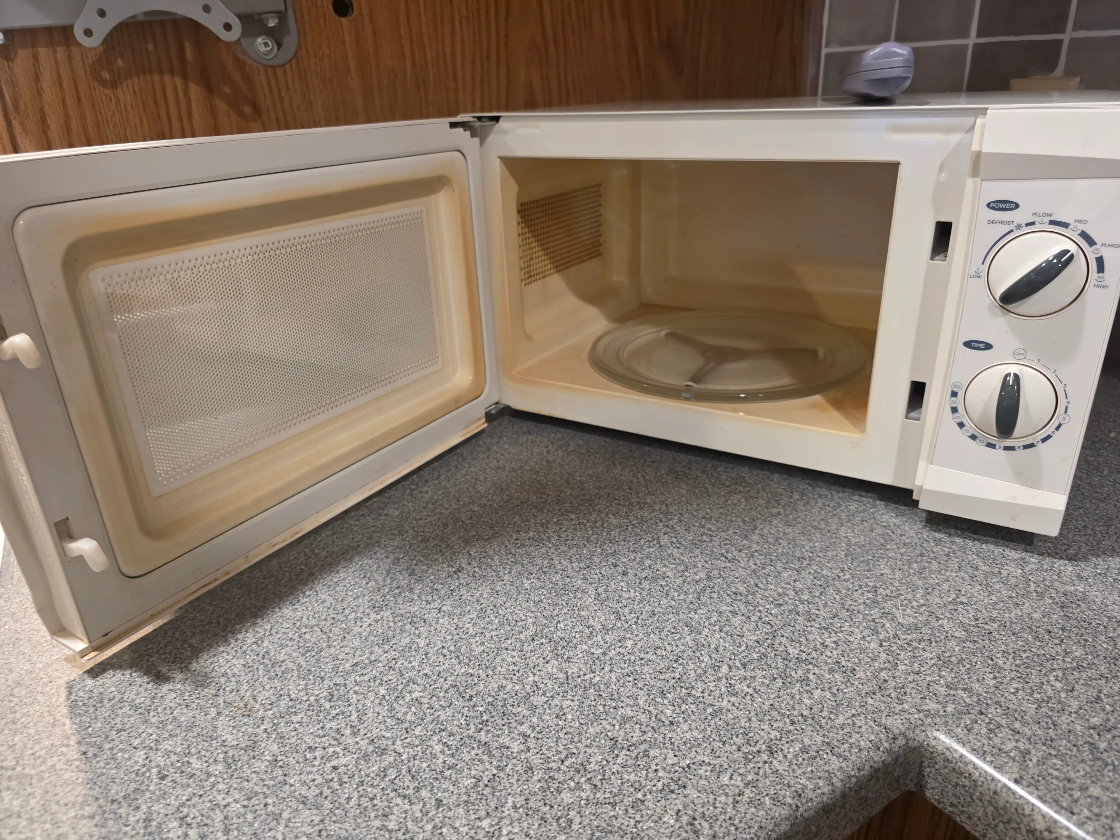 clean microwave interior open