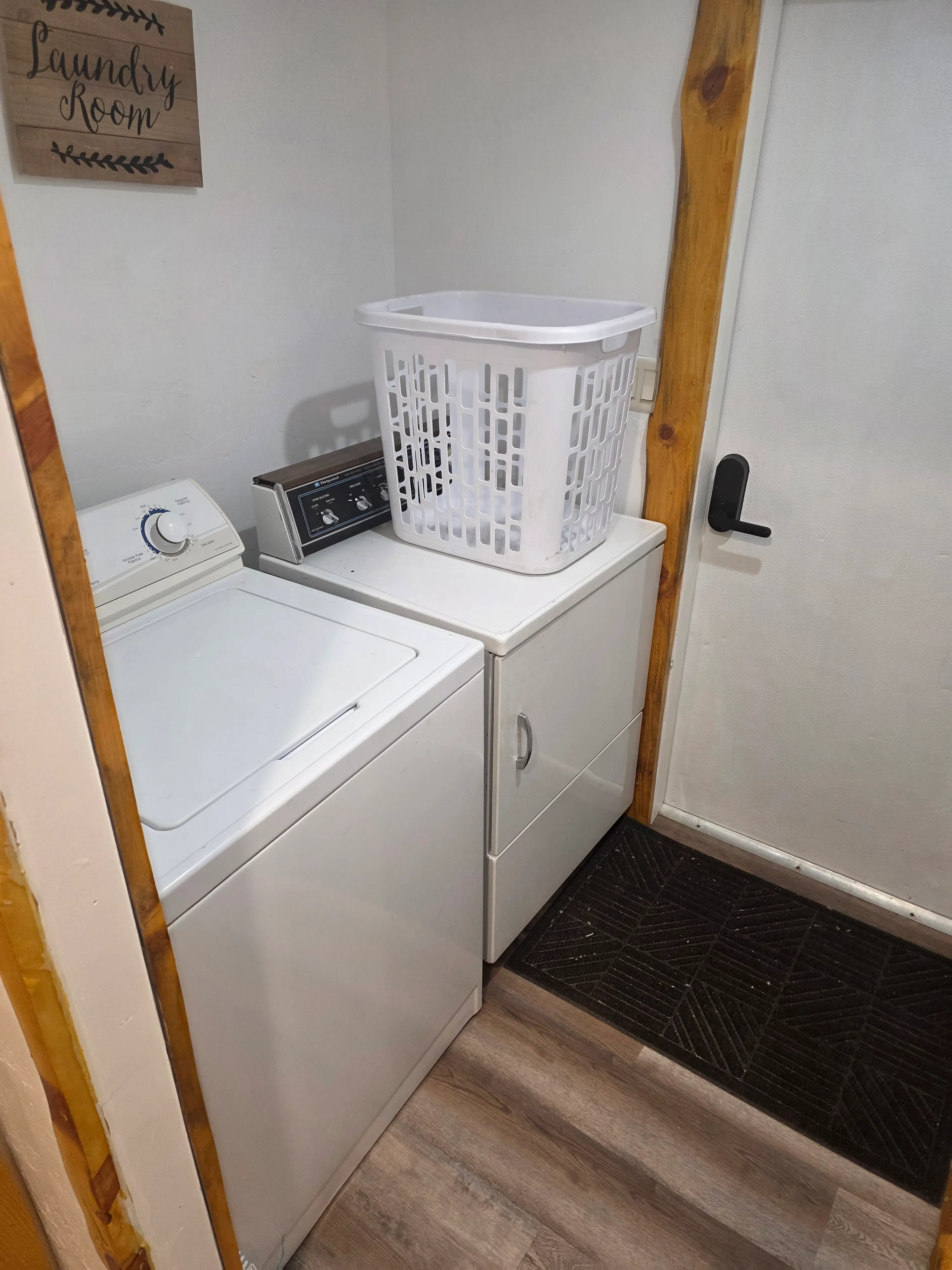 laundry room washer and dryer